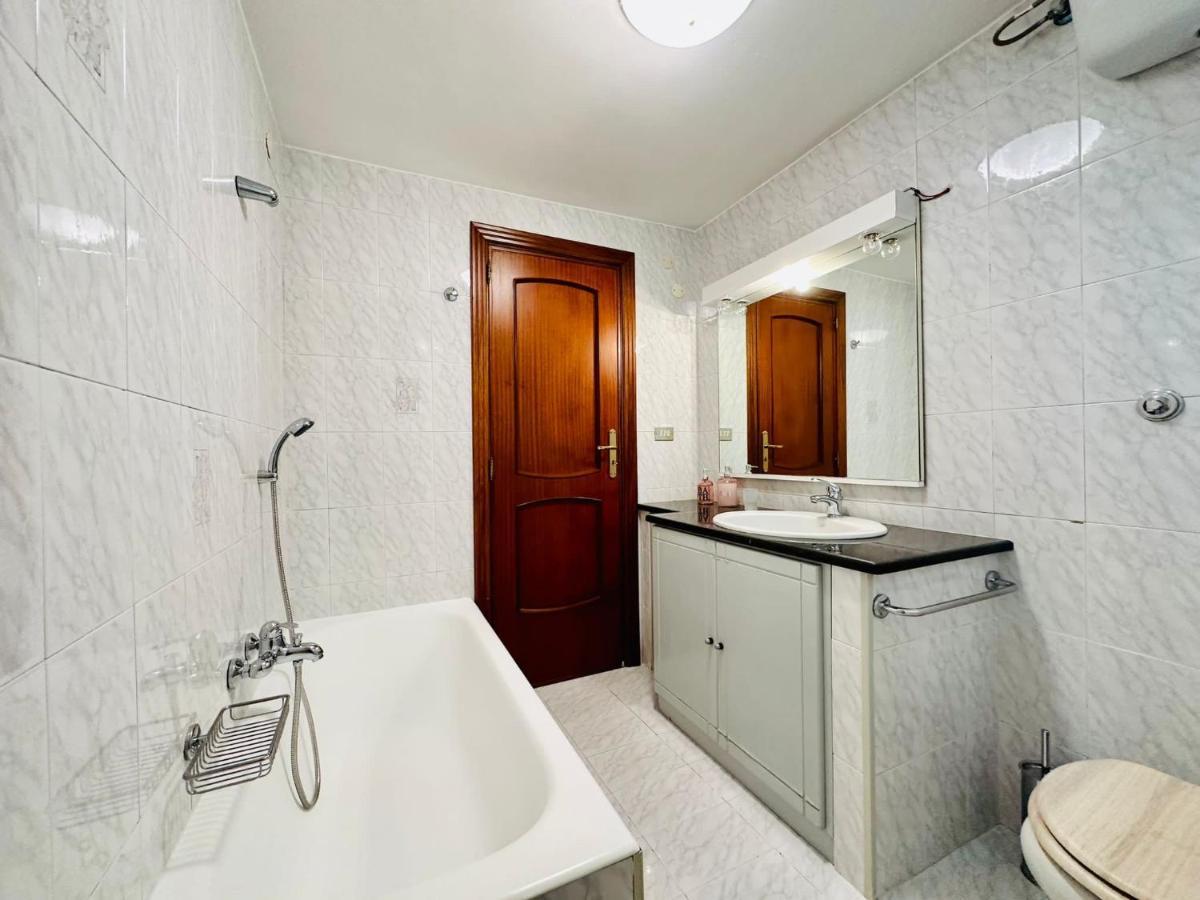 Bed and Breakfast Family Relax Caracciolo Neapel Exterior foto